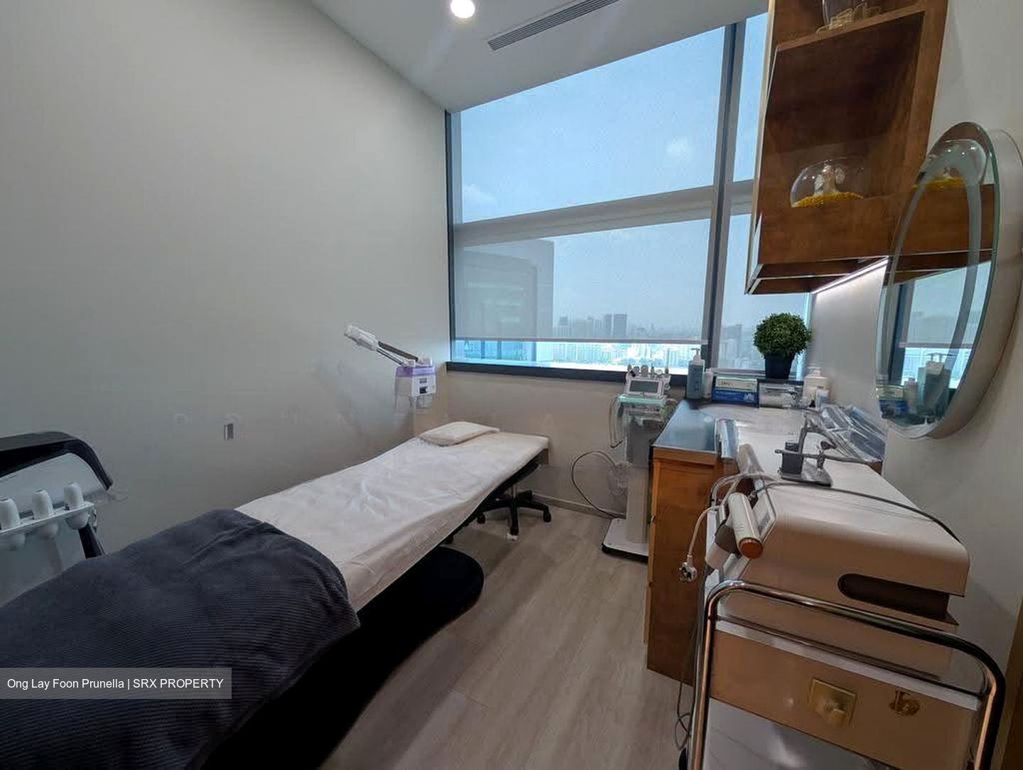 COURTYARD BY MARRIOTT SINGAPORE NOVENA (D12), Retail #633681911